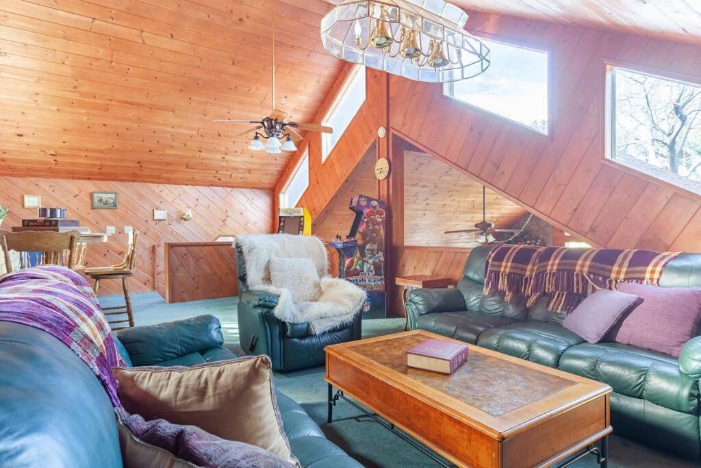 Lakeview 3-Story Winter Home Crestline 外观 照片