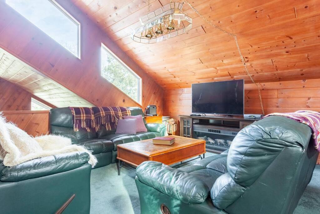 Lakeview 3-Story Winter Home Crestline 外观 照片